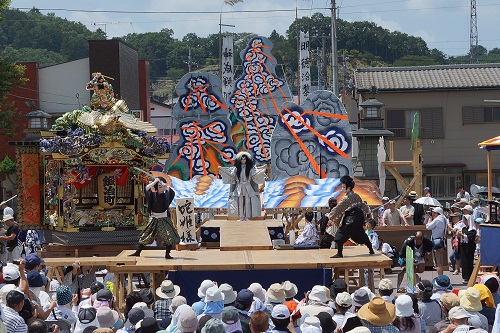 烏山の山あげ行事