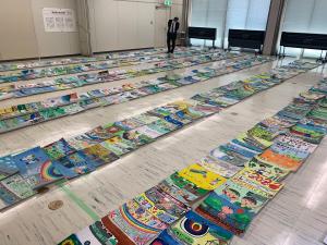 ポスターコンクール1次審査の様子1