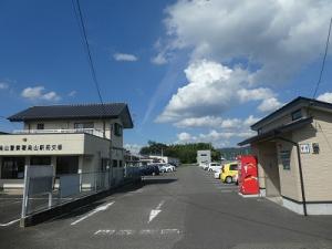 烏山駅前月極有料駐車場