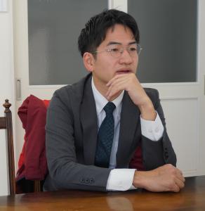亀田さん　話し中2