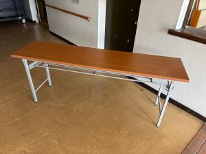 折りたたみテーブル
