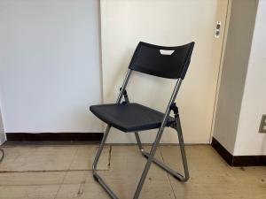 折りたたみイス