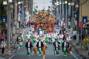 矢崎部品(株)賞「泉町屋台で闊歩」