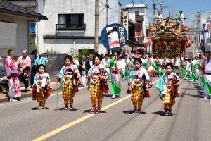 ハヤテレ関東(株)賞「各町練り歩く」