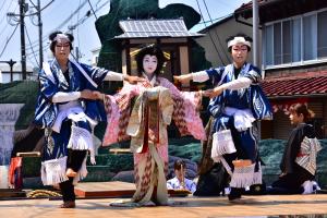 藤井産業(株)賞「炎天下の熱演」