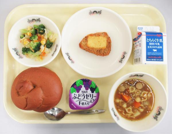 令和8年3月18日給食中