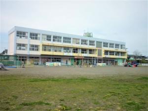 烏山南公民館外観