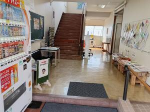 烏山公民館玄関入口