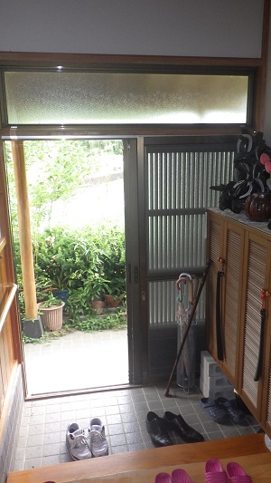 玄関